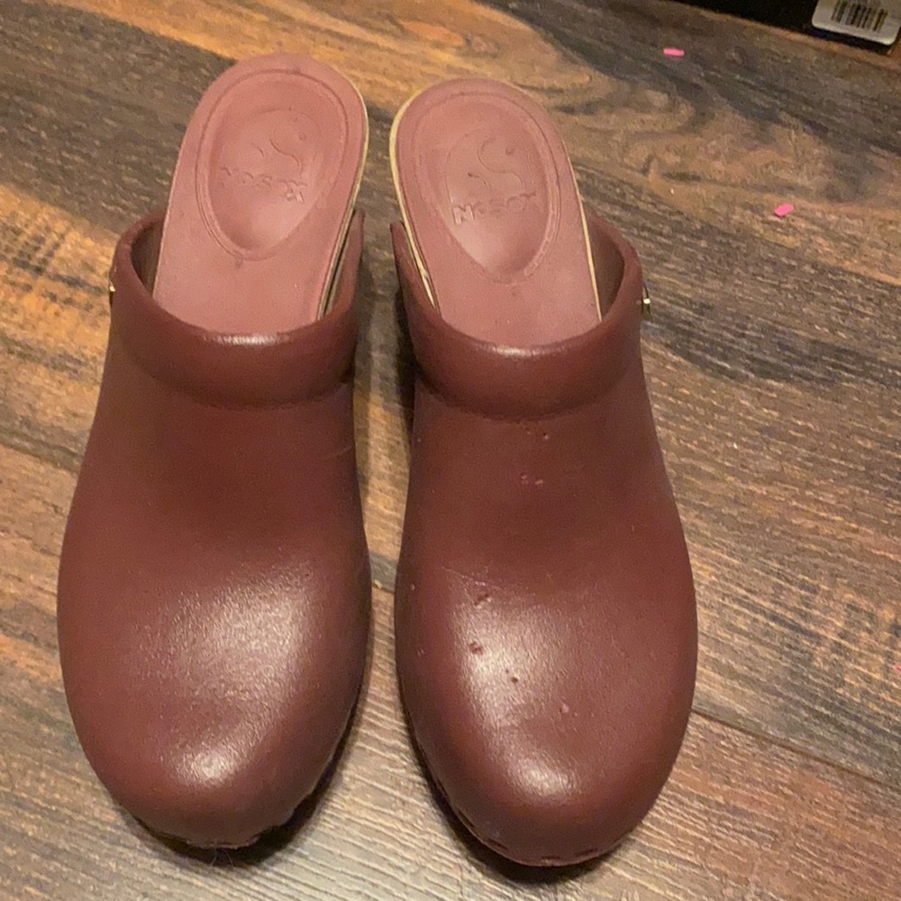 No Sox maroon clogs size 7.